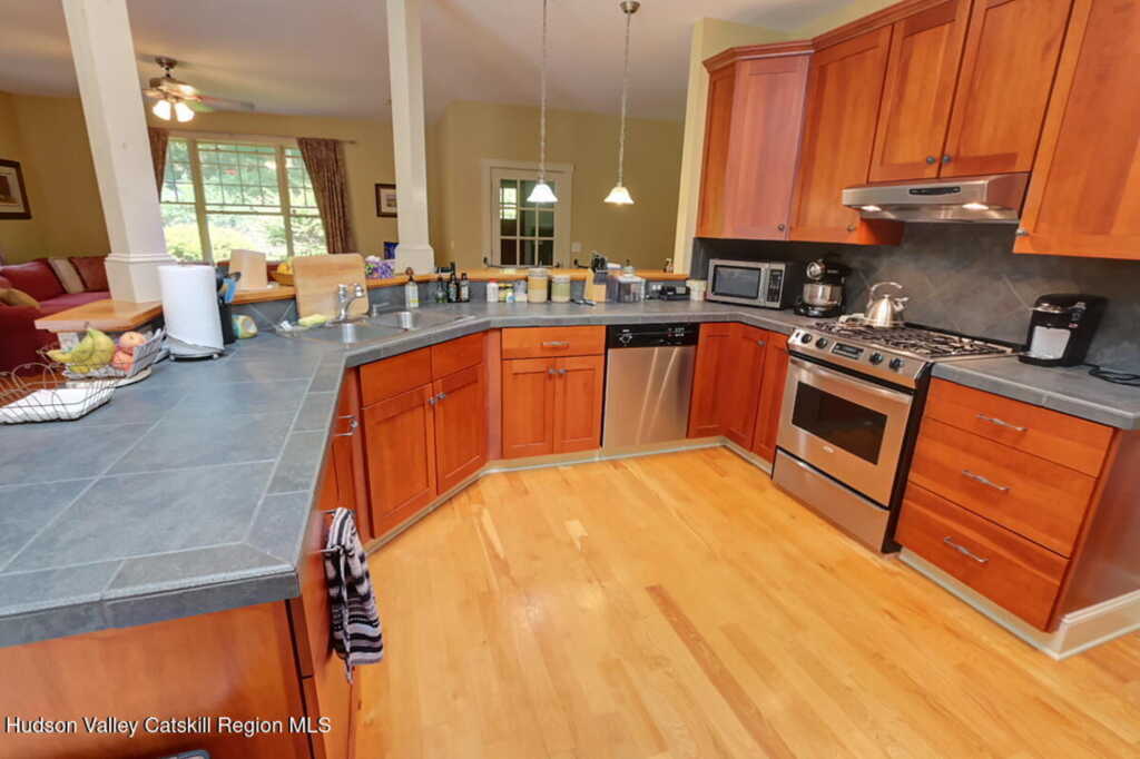 211 Johnson Hill Road, Kingston, NY 12401 - Photo 18 of 50