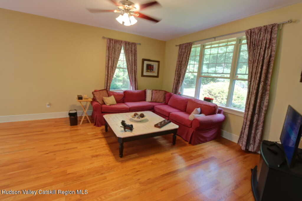 211 Johnson Hill Road, Kingston, NY 12401 - Photo 8 of 50