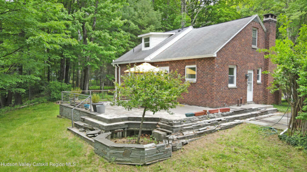 18 Elting Lane, Woodstock, NY 12409 - Photo 2 of 31