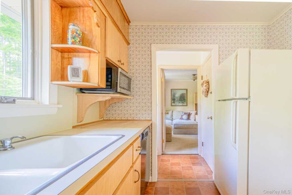 168 Jessop Road, Woodstock, NY 12495 - Photo 13 of 34