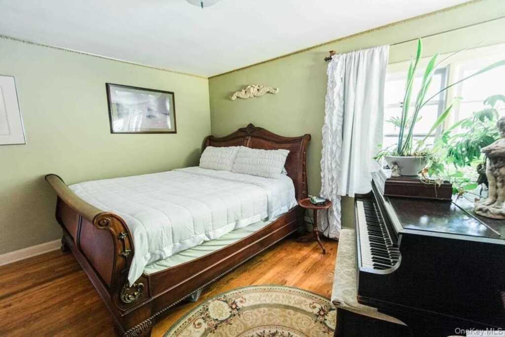 183 Main Street, Kingston, NY 12449 - Photo 10 of 18