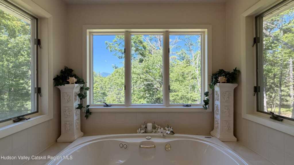 890 Lapla Road, Kingston, NY 12401 - Photo 9 of 20