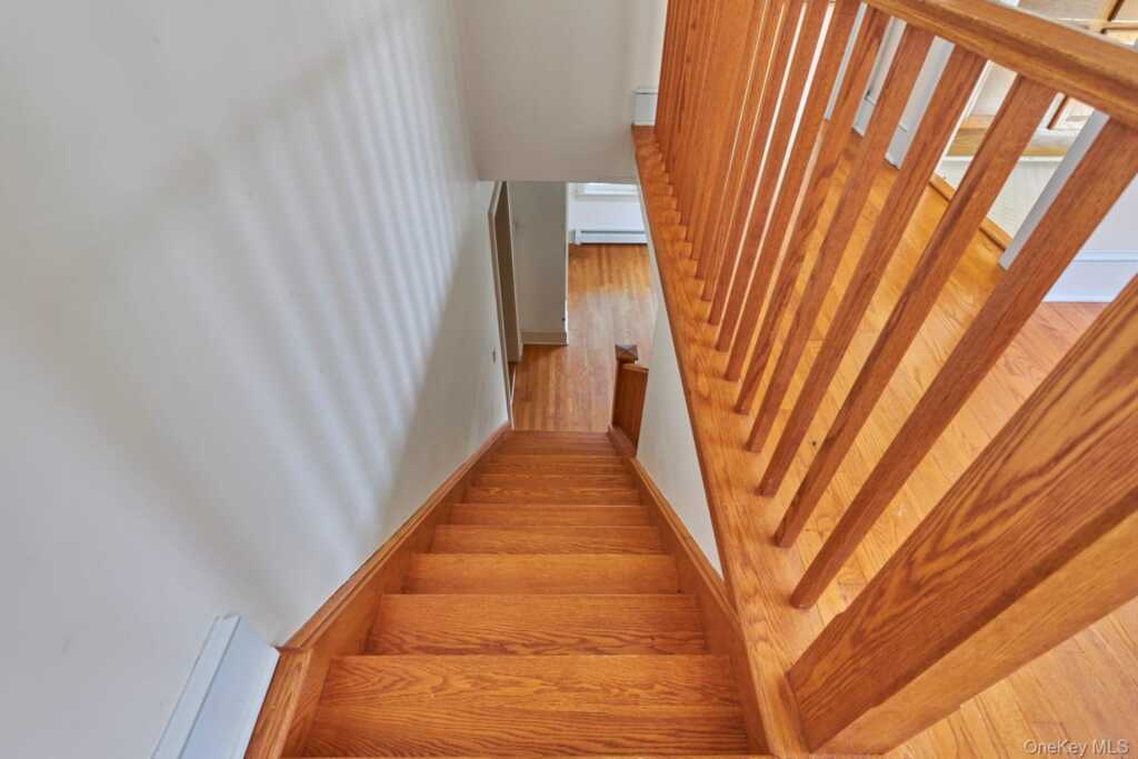 79 S Parsonage Street, Rhinebeck, NY 12572 - Photo 6 of 22