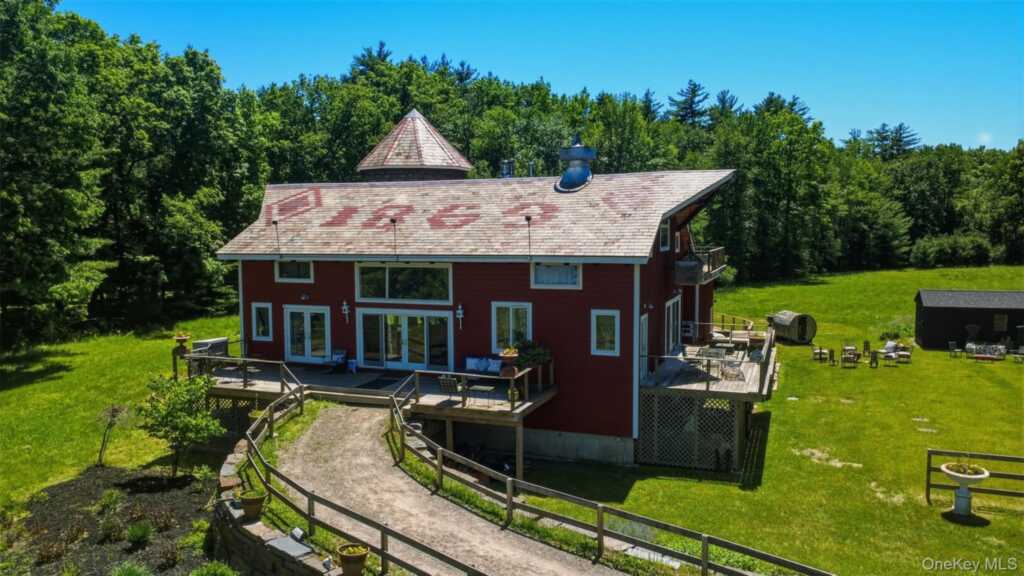 5 Downer Lane, Woodstock, NY 12498 - Photo 3 of 44