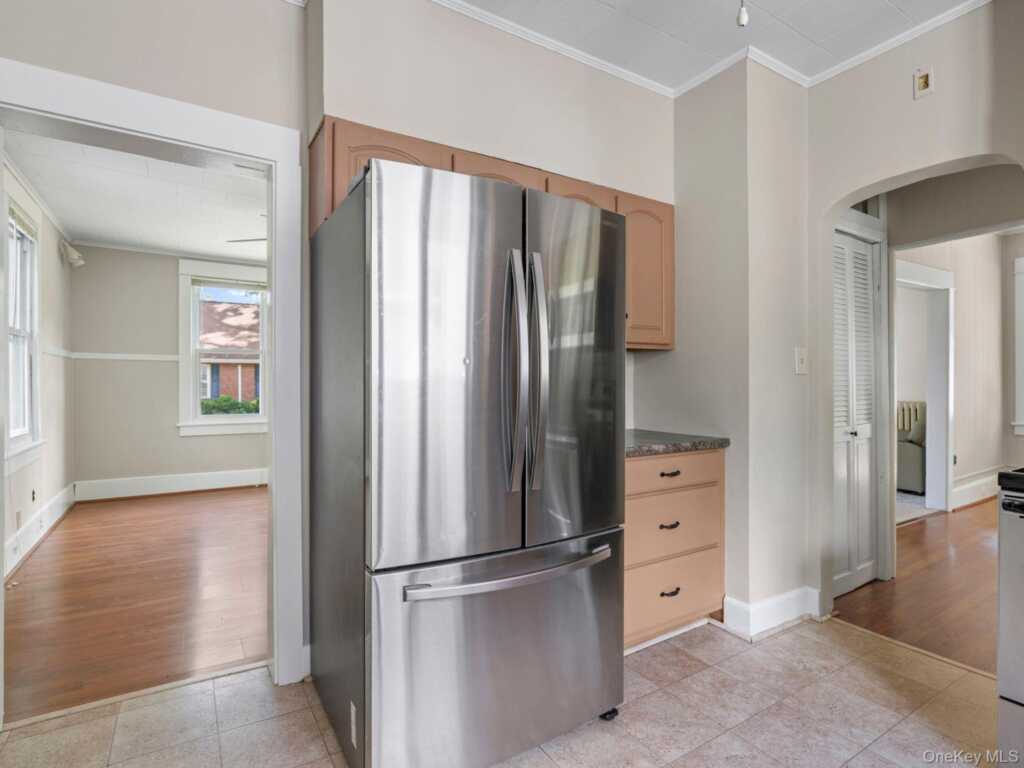 169 E Chester Street, Kingston, NY 12401 - Photo 15 of 41