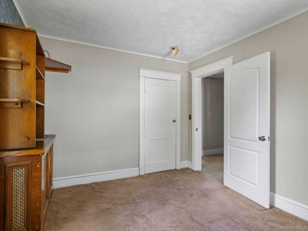 169 E Chester Street, Kingston, NY 12401 - Photo 26 of 41