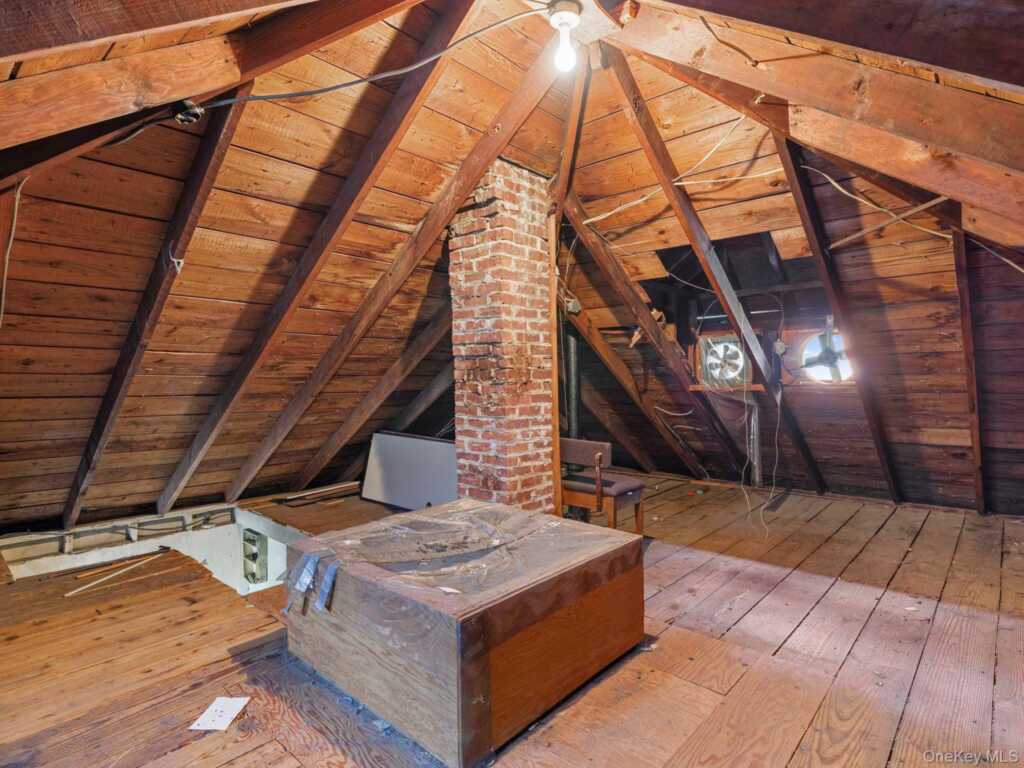 169 E Chester Street, Kingston, NY 12401 - Photo 35 of 41