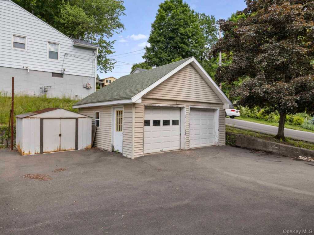 169 E Chester Street, Kingston, NY 12401 - Photo 37 of 41