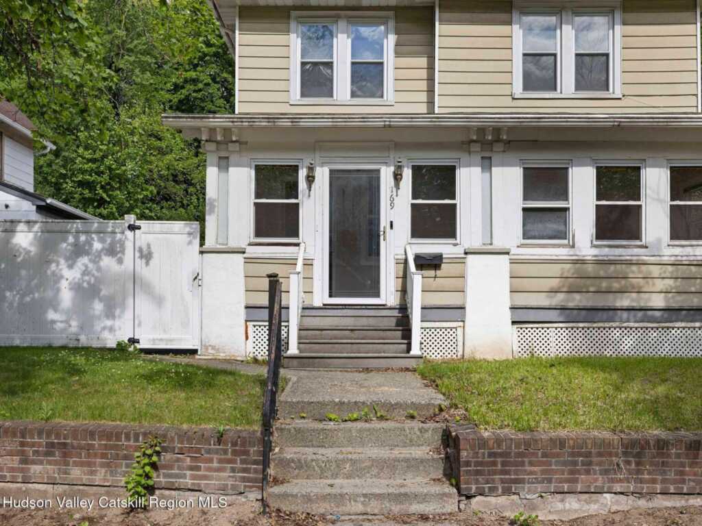 169 Chester Street, Kingston, NY 12401 - Photo 2 of 45