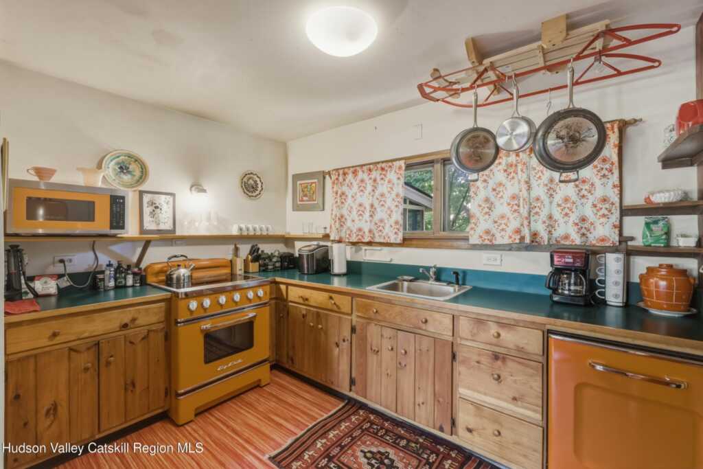 5 & 7 Downer Lane, Woodstock, NY 12498 - Photo 7 of 38