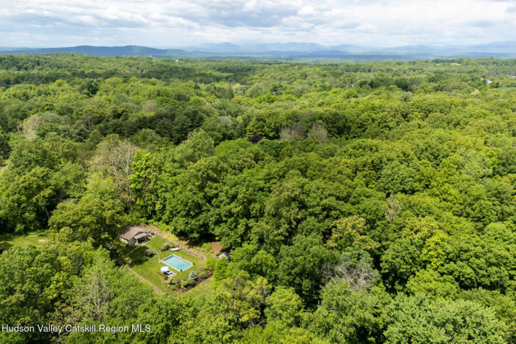 85 Frost Road, Rhinebeck, NY 12572 - Photo 30 of 31