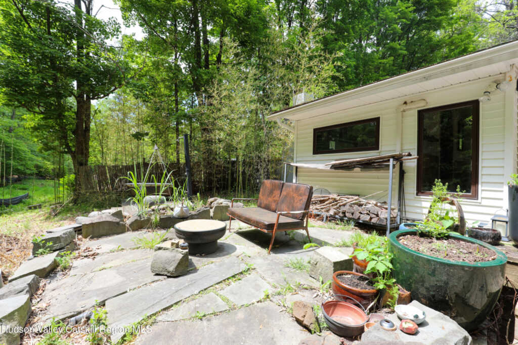 10 Fitzsimmons Lane, Woodstock, NY 12498 - Photo 29 of 34