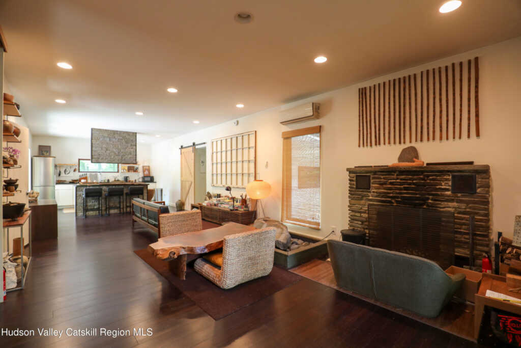10 Fitzsimmons Lane, Woodstock, NY 12498 - Photo 7 of 34