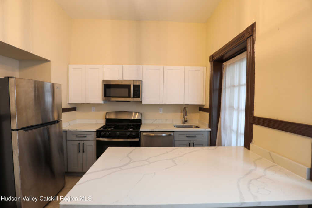 89 Green Street, Unit #1, Kingston, NY 12401 - Photo 14 of 17