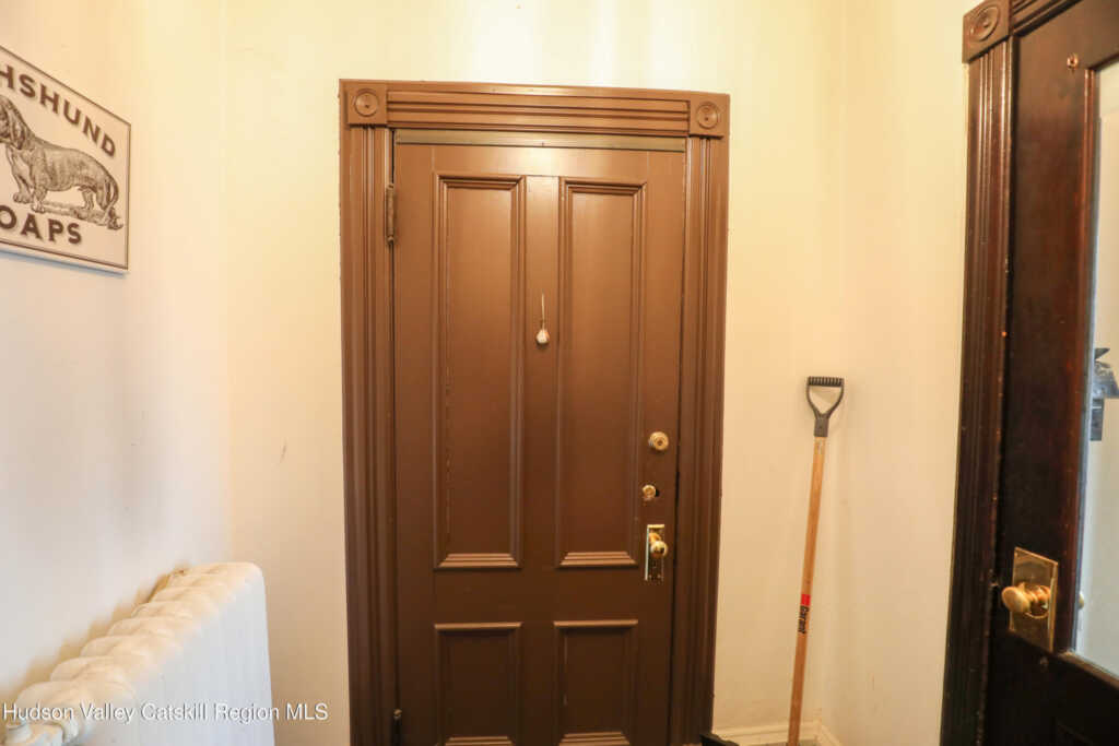 89 Green Street, Unit #1, Kingston, NY 12401 - Photo 4 of 17
