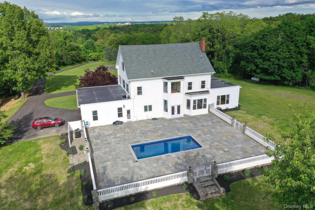 25 Glen Street, Kingston, NY 12401 - Photo 33 of 48