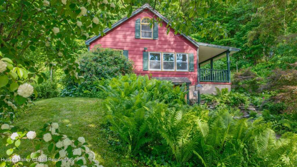 127 Zandhoek Road, Hurley, NY 12443 - Photo 2 of 46
