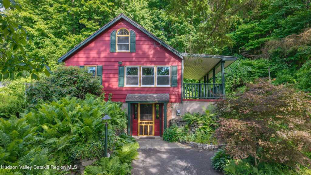 127 Zandhoek Road, Hurley, NY 12443 - Photo 3 of 46