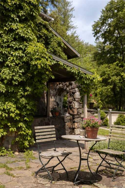 21-23 Library Lane, Woodstock, NY 12498 - Photo 28 of 50