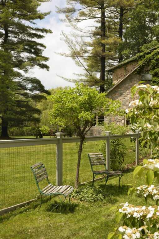 21-23 Library Lane, Woodstock, NY 12498 - Photo 46 of 50