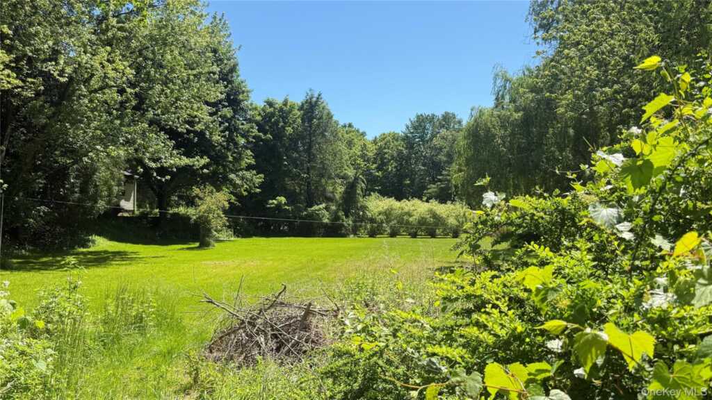 1588 Route 212, Saugerties, NY 12477 - Photo 3 of 4