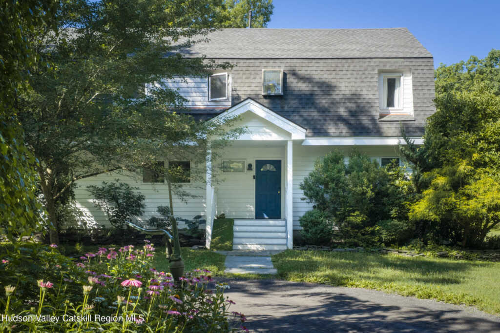 19 Blues Quarry Road, Woodstock, NY 12498