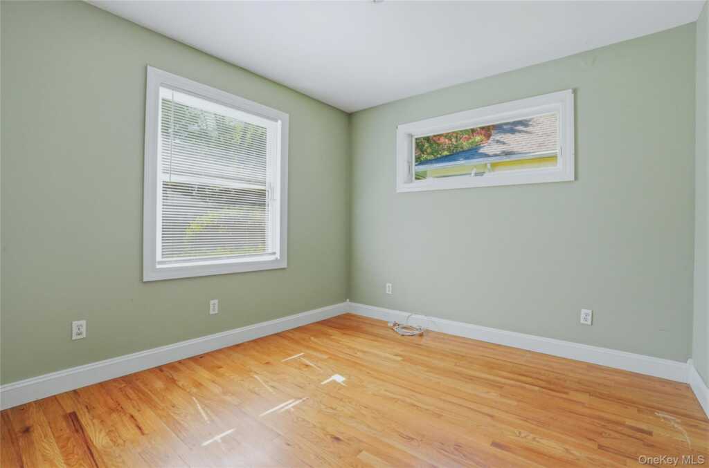 24 S Parsonage Street, Rhinebeck, NY 12572 - Photo 13 of 25