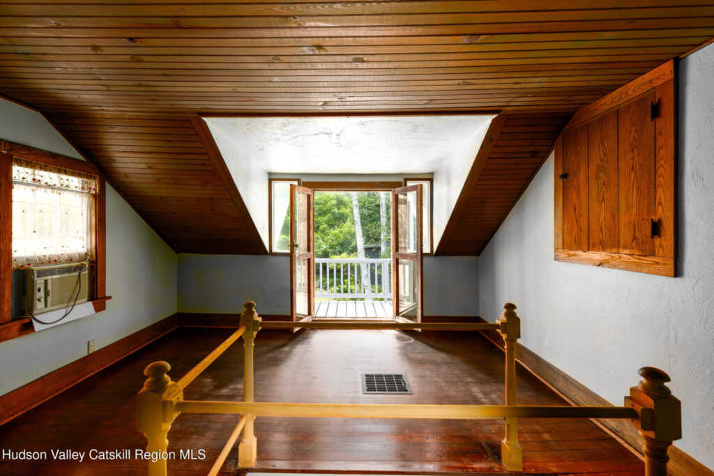 19 Schoonmaker Lane, Woodstock, NY 12498 - Photo 17 of 38