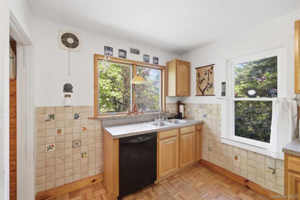 60 Shivertown Road, New Paltz, NY 12561 - Photo 8 of 40