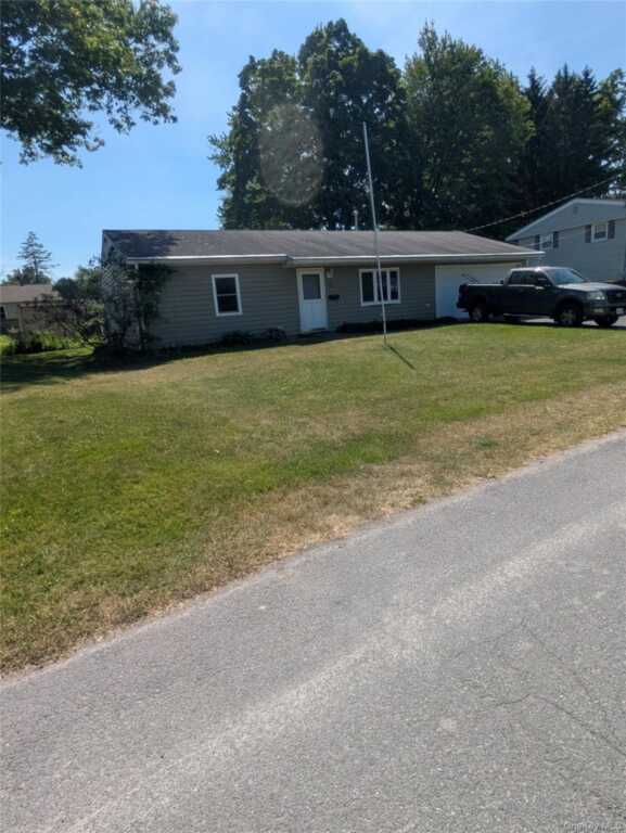 15 Kalina Drive, Saugerties, NY 12477 - Photo 3 of 34