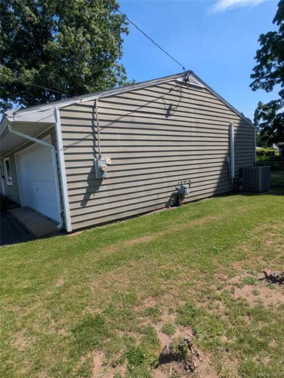 15 Kalina Drive, Saugerties, NY 12477 - Photo 7 of 34