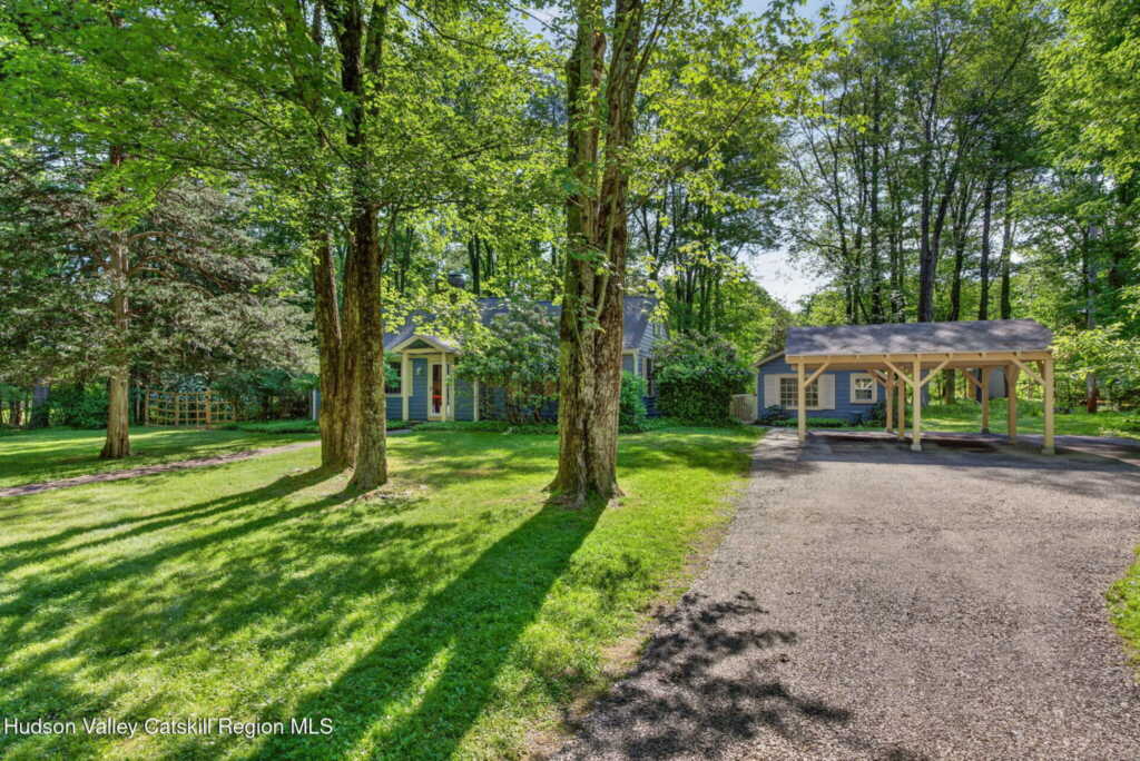 18 Playhouse Lane, Woodstock, NY 12498 - Photo 3 of 38