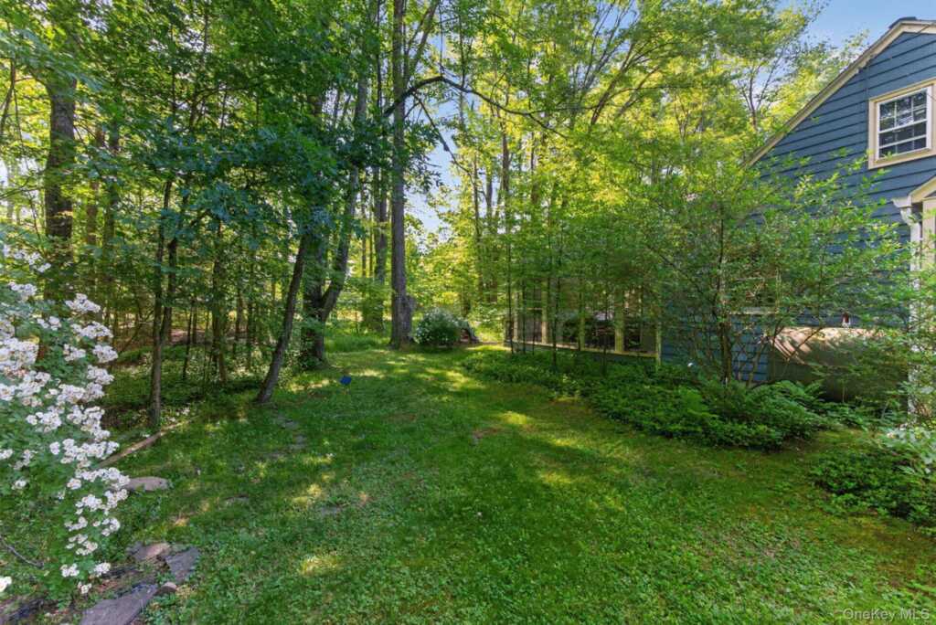 18 Playhouse Lane, Woodstock, NY 12498 - Photo 27 of 38