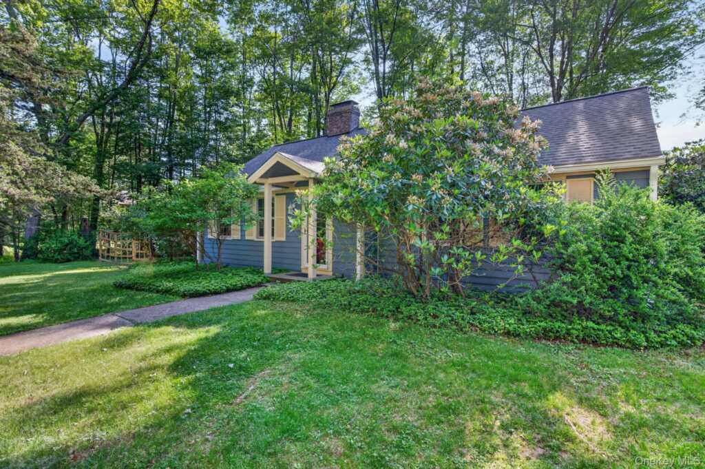 18 Playhouse Lane, Woodstock, NY 12498 - Photo 4 of 38