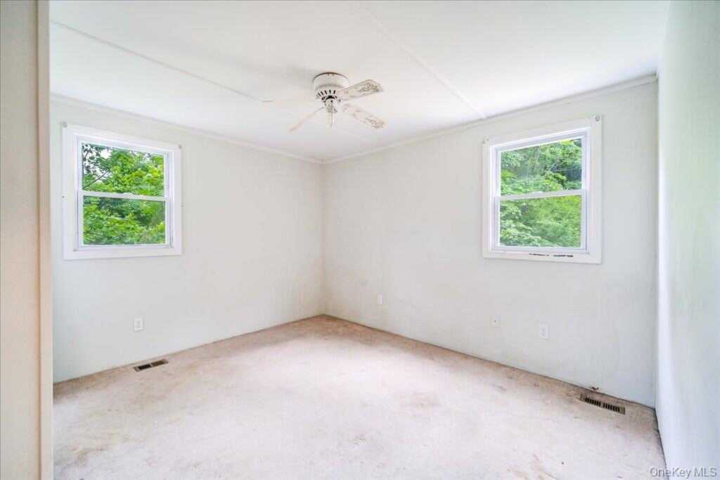 99 Moore Street, Kingston, NY 12401 - Photo 27 of 48