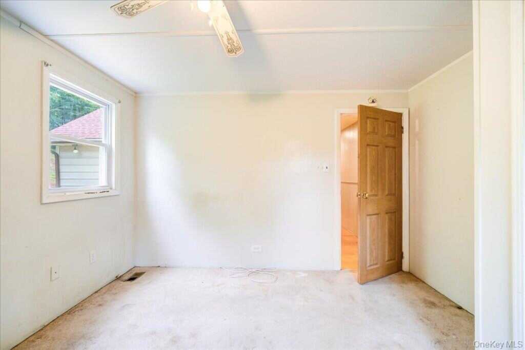 99 Moore Street, Kingston, NY 12401 - Photo 28 of 48