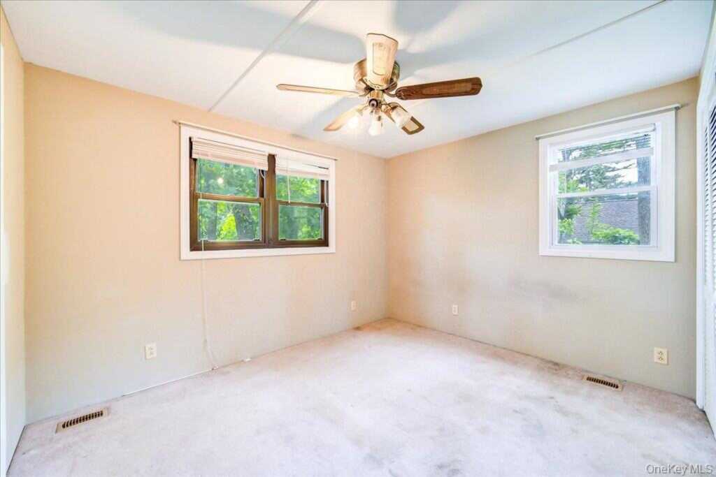 99 Moore Street, Kingston, NY 12401 - Photo 29 of 48