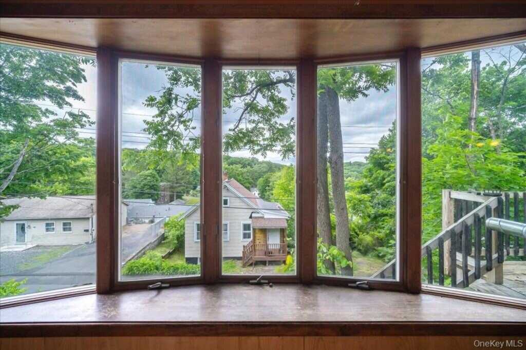 99 Moore Street, Kingston, NY 12401 - Photo 9 of 48