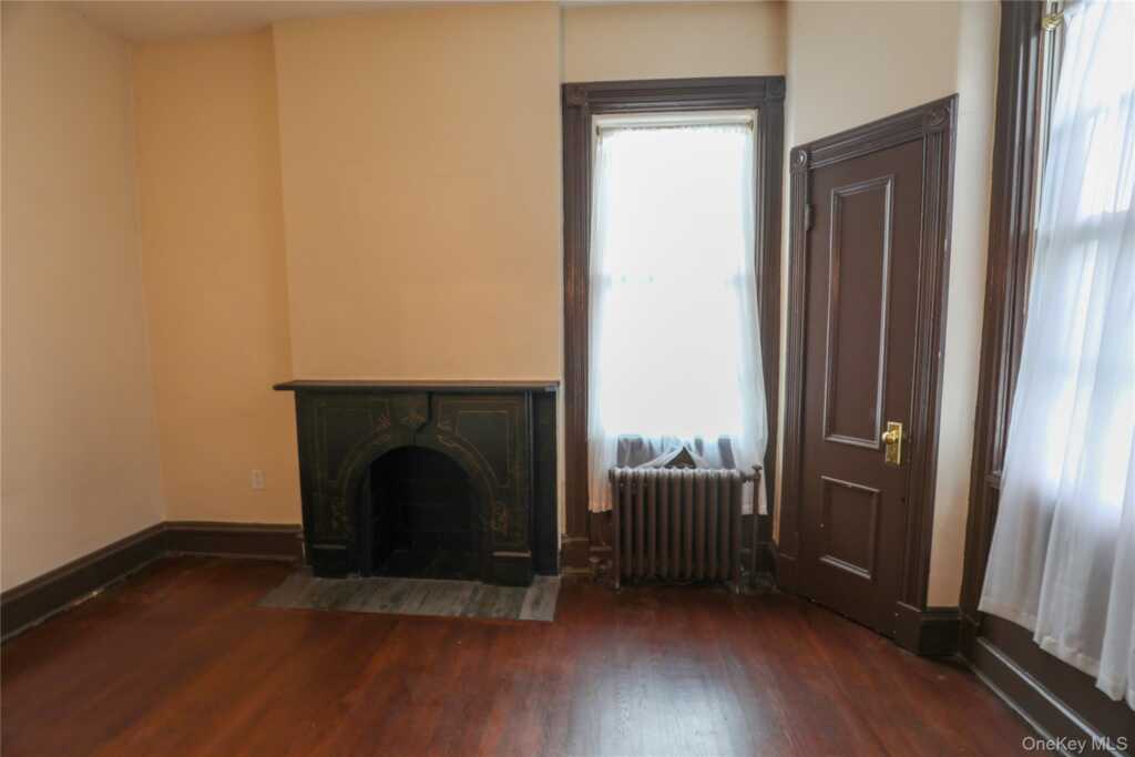 87 Green Street, Unit #1, Kingston, NY 12401 - Photo 10 of 16
