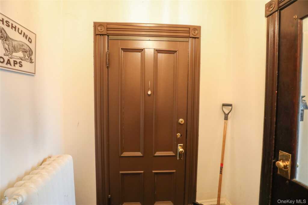 87 Green Street, Unit #1, Kingston, NY 12401 - Photo 3 of 16