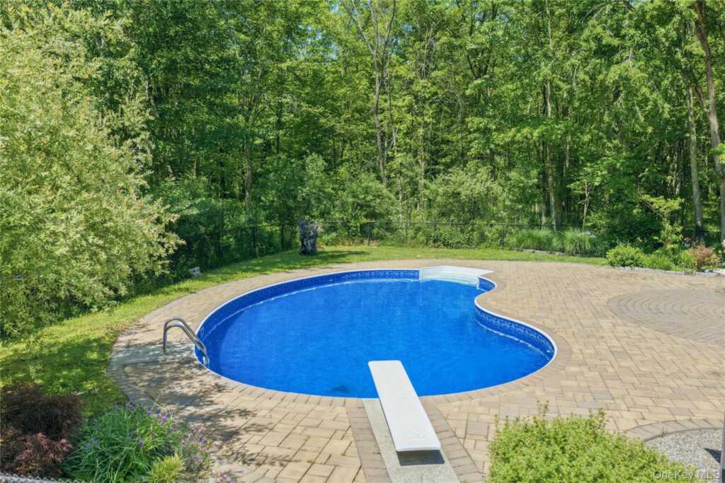 6 Foxwood Road, New Paltz, NY 12561 - Photo 36 of 47