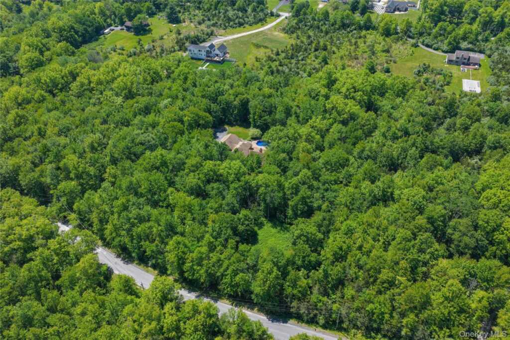 6 Foxwood Road, New Paltz, NY 12561 - Photo 43 of 47