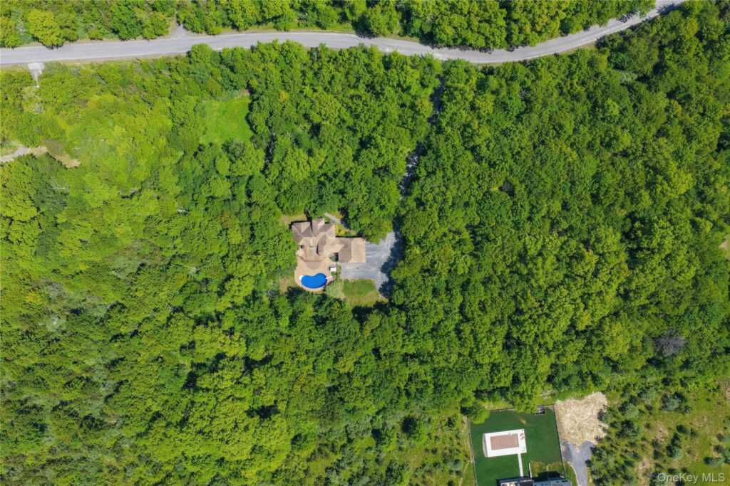 6 Foxwood Road, New Paltz, NY 12561 - Photo 44 of 47