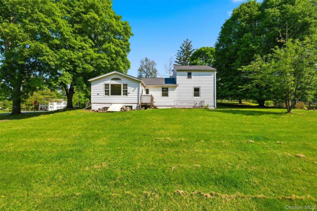 261 Sawdust Avenue, Rosendale, NY 12419 - Photo 3 of 30
