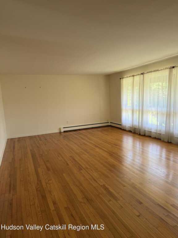 155 Rhinecliff Road, Rhinebeck, NY 12572 - Photo 5 of 14