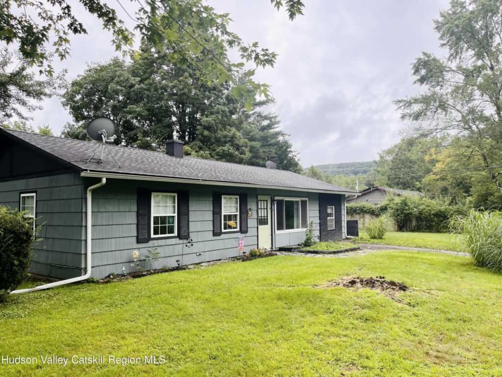 21 Overlook Drive, Woodstock, NY 12498 - Photo 3 of 31