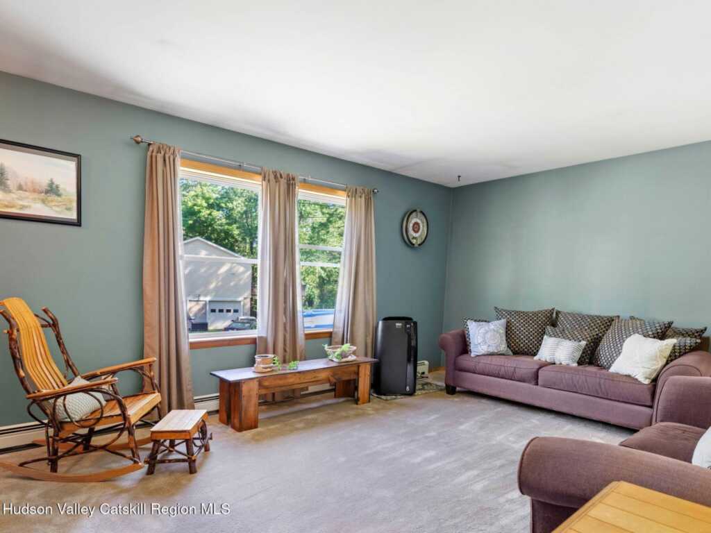 235 Wilbur Avenue, Kingston, NY 12401 - Photo 10 of 34