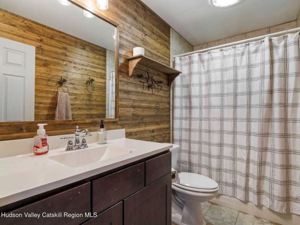235 Wilbur Avenue, Kingston, NY 12401 - Photo 24 of 34
