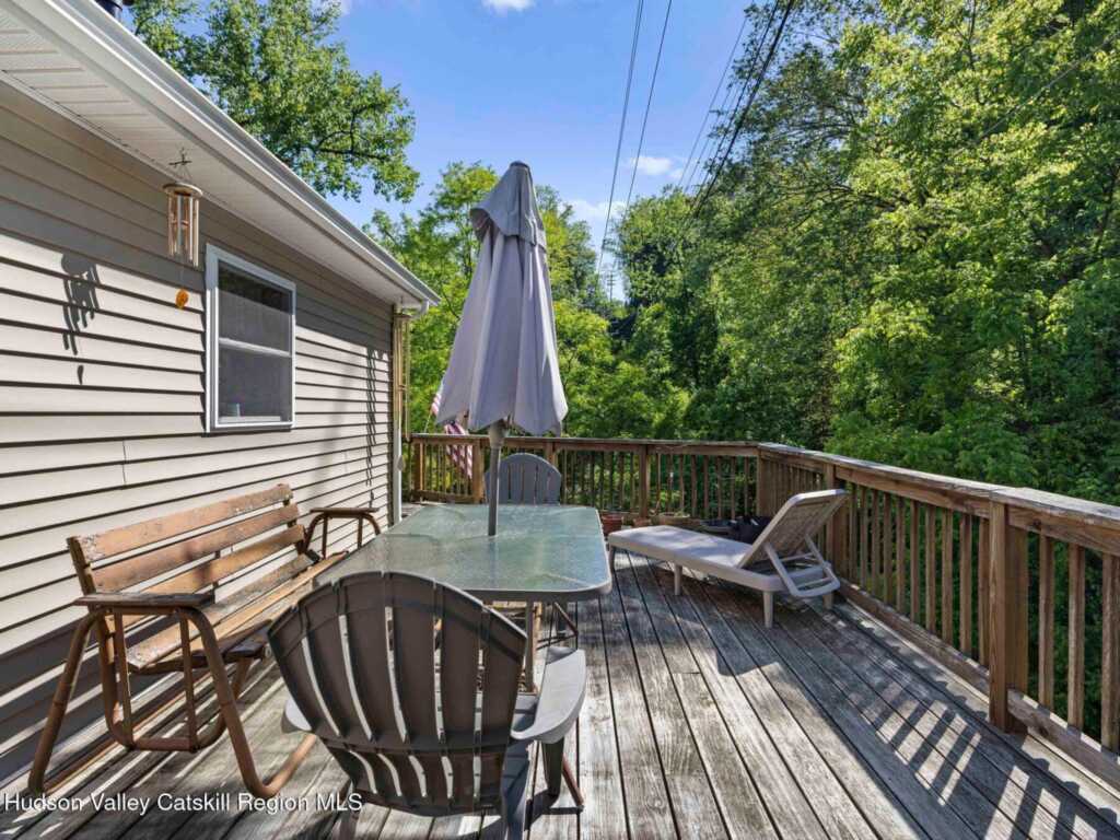 235 Wilbur Avenue, Kingston, NY 12401 - Photo 7 of 34