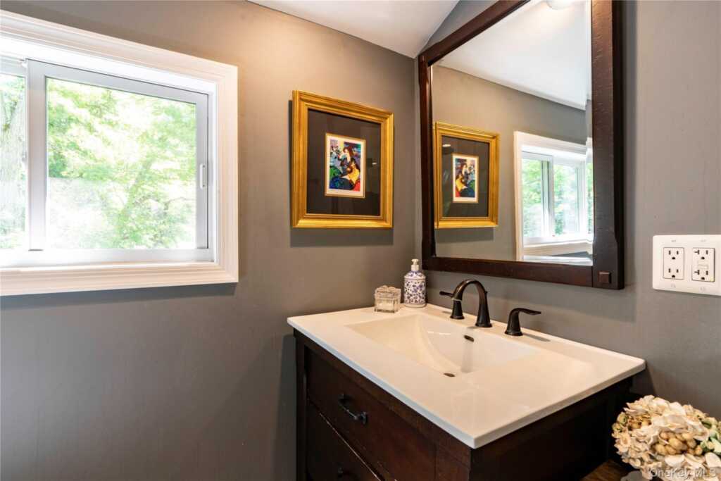 10 Pilgrims Progress Road, Rhinebeck, NY 12572 - Photo 26 of 31